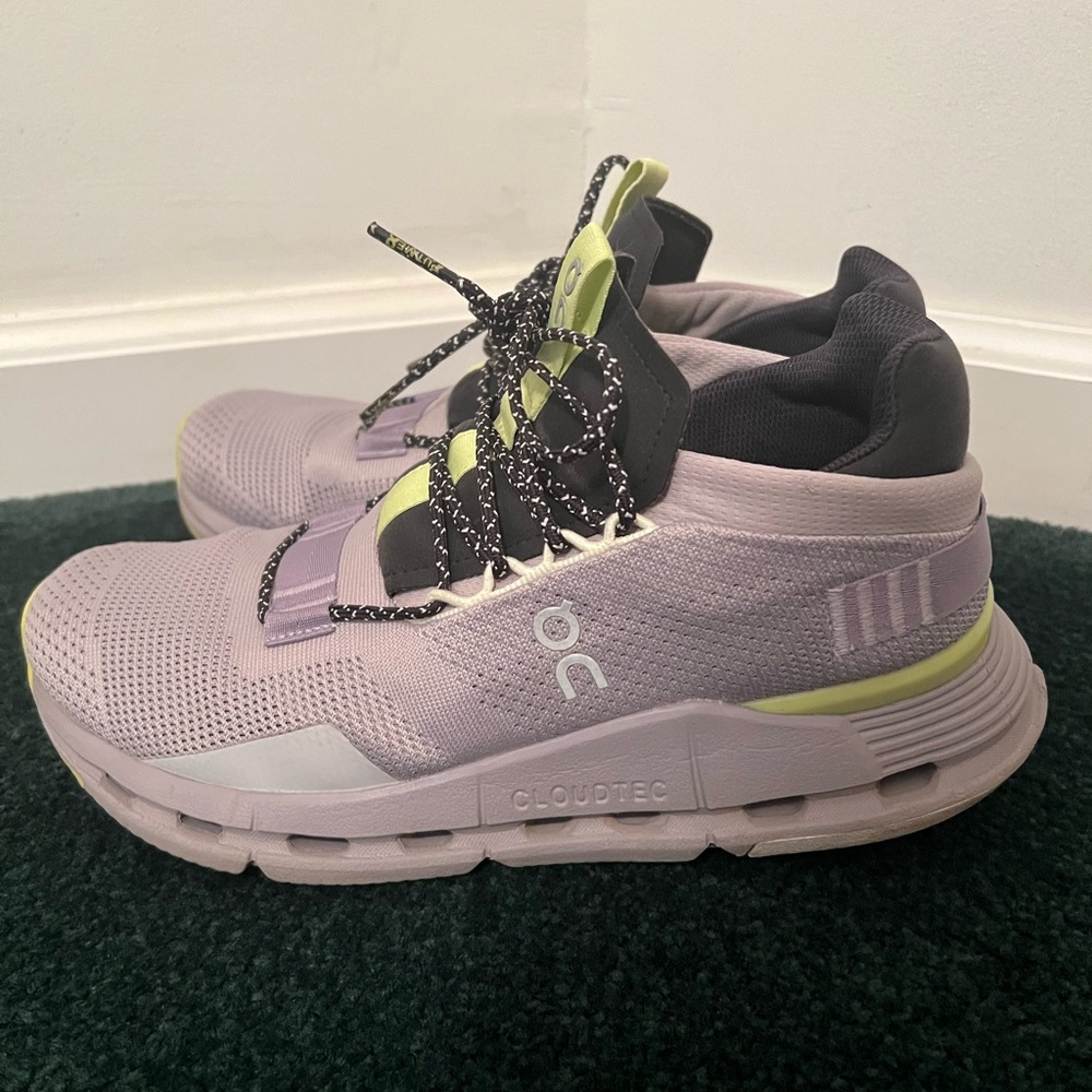 Women’s Cloud Nova Pearl Zest Size 8.5
